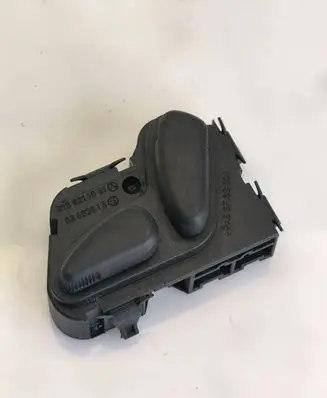 Mercedes-Benz C W203 Seat control switch 2108213851 03463815