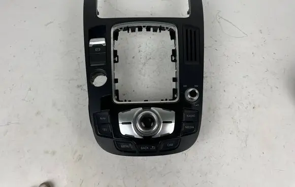 Audi S5 Facelift Head unit multimedia control 8T0919611L
