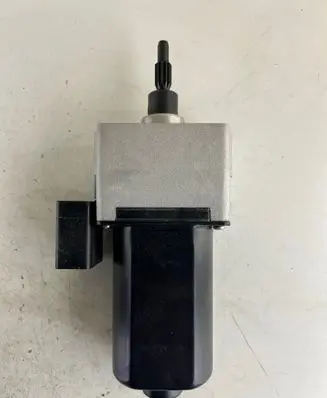Jeep Grand Cherokee Rear gearbox reducer motor 