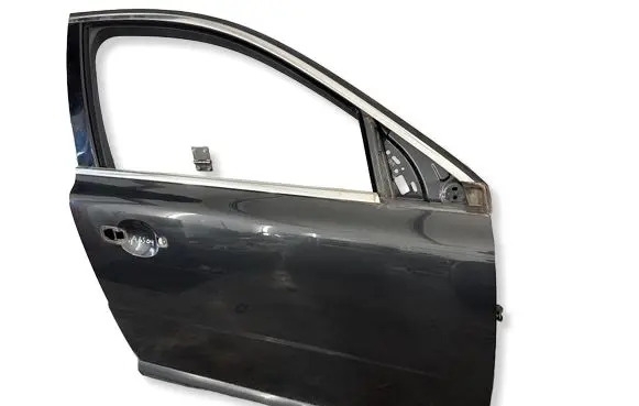 Volvo V70 Front door 