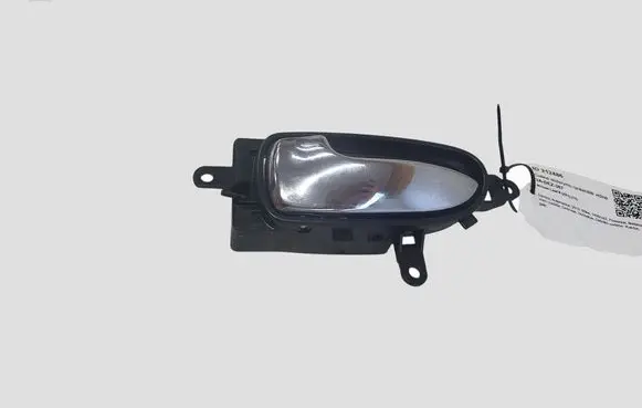 Nissan Leaf II (ZE1) Rear door interior handle