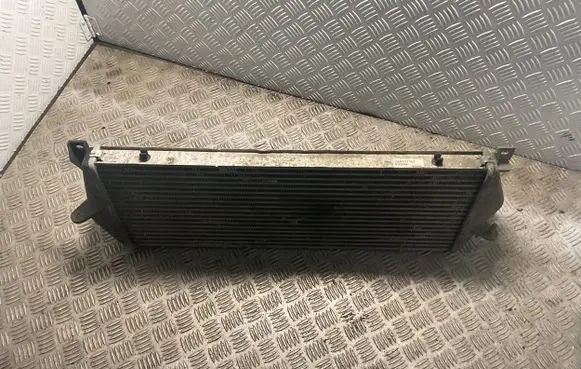 Land Rover Discovery Intercooler radiator