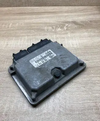 Volkswagen Golf IV Engine control unit/module ECU 038906018J 0281001613