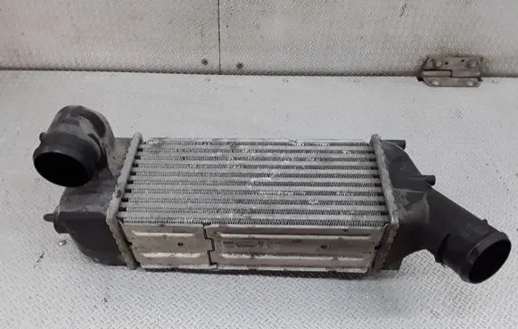 Citroen C4 I Picasso Intercooler radiator 9656897180
