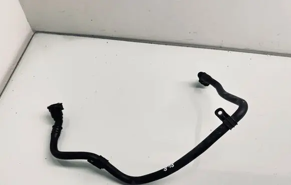 Volvo V60 Breather/breather pipe/hose 31338885