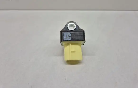 Toyota C-HR I Airbag deployment crash/impact sensor 89831F4010