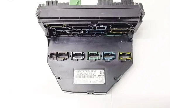 Mercedes-Benz C W204 Comfort/convenience module A2129006624
