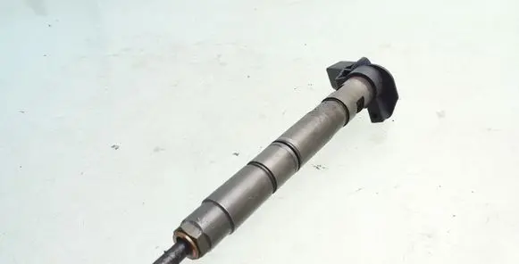 Audi A6 S6 C6 4F Fuel injector 059130277AB 050526