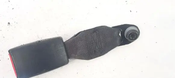 Nissan Almera Tino Rear seatbelt buckle 010600