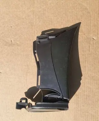 Mercedes-Benz CLS AMG C219 Air intake duct part A2578859503