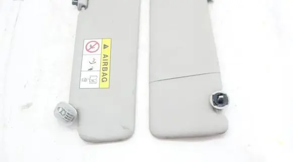 Dacia Sandero II Sun visor brak
