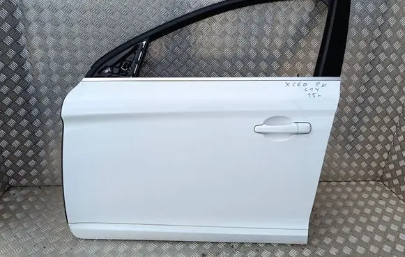 Volvo XC60 Front door 