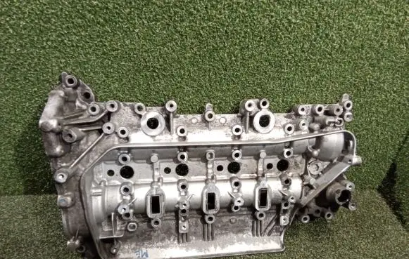 Rocker cam cover