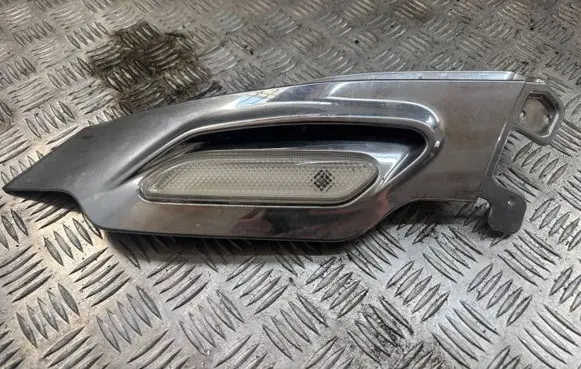 Mini Cooper Countryman R60 Front fender indicator light 616979