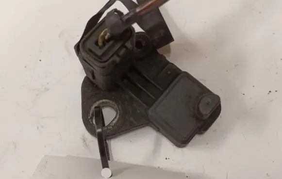 Ford Focus Crankshaft position sensor 9637466980