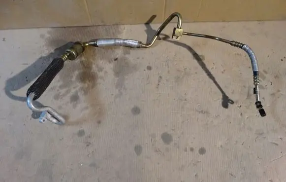 Maserati Quattroporte Air conditioning (A/C) pipe/hose 712A249