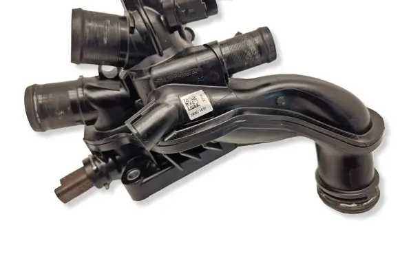 Citroen C4 II Thermostat/thermostat housing 9808646980