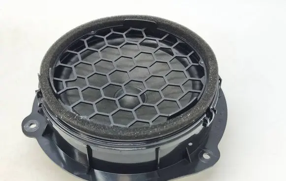 Audi A3 S3 8V Rear door speaker 8V4035411
