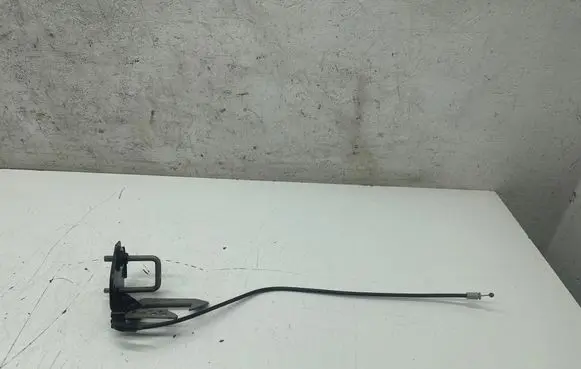 BMW 5 F10 F11 Engine bonnet/hood lock/latch loop/hook