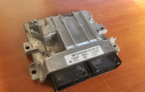 Ford C-MAX II Engine control unit/module F1DA12A650AJF FV6A12B684BB 876704143