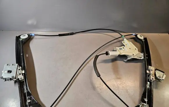 BMW 3 E46 Front door electric window regulator 8229106 51338229106 51338204180