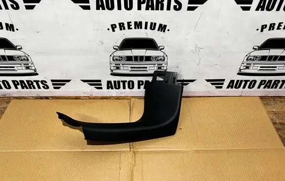 BMW X3 G01 Tailgate/trunk side cover trim 7403761