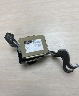 Toyota Avensis T270 Keyless (KESSY) go control unit/module 8999005031