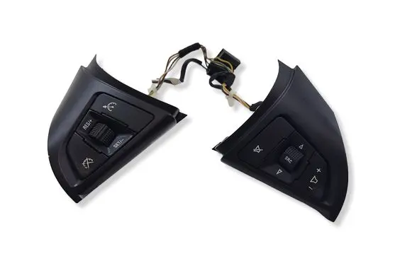 Chevrolet Cruze Steering wheel buttons/switches 13352975