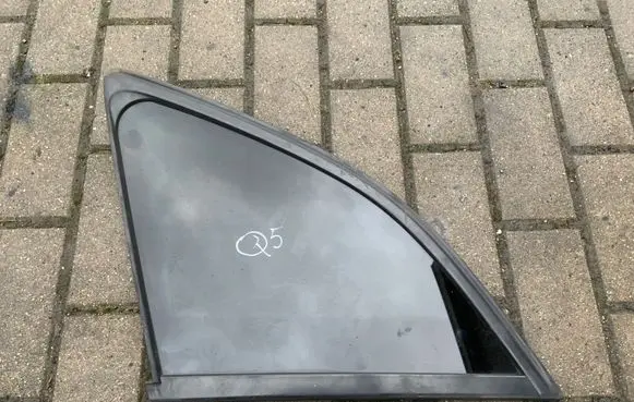 Audi Q5 SQ5 Rear side window 8R0845300