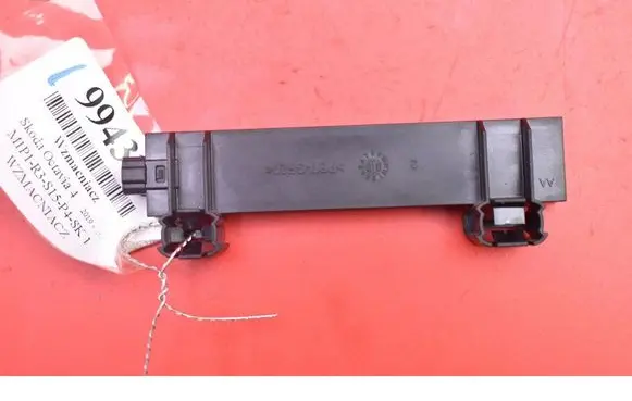 Skoda Octavia 985 Sound amplifier 5FA224075