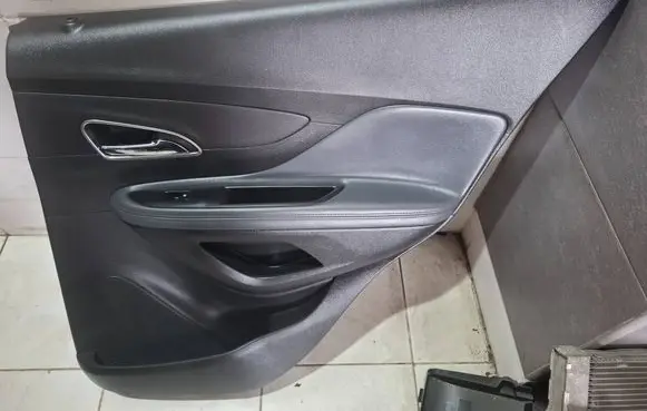 Opel Mokka Rear door card panel trim