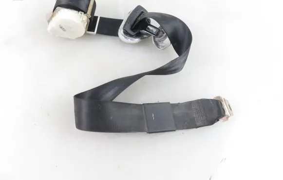 Volkswagen Caddy Rear seatbelt 2K0857812