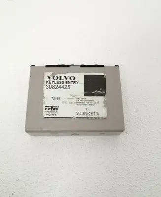 Volvo S40, V40 Door central lock control unit/module 30824425