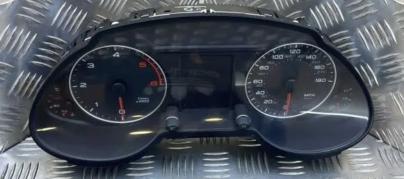 Audi Q5 SQ5 Speedometer (instrument cluster) 8R0920981H 8R0920981