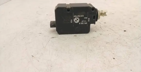 BMW 7 E38 Fuel tank cap lock 40620433 67111 8352168