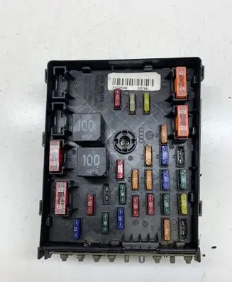 Volkswagen PASSAT B6 Fuse module 3C0937125 63592777