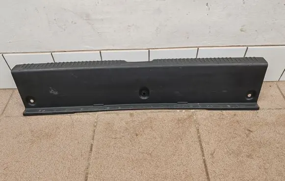 Subaru Legacy Trunk/boot sill cover protection 94511AG050