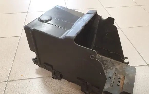 Ford S-MAX Battery box tray 