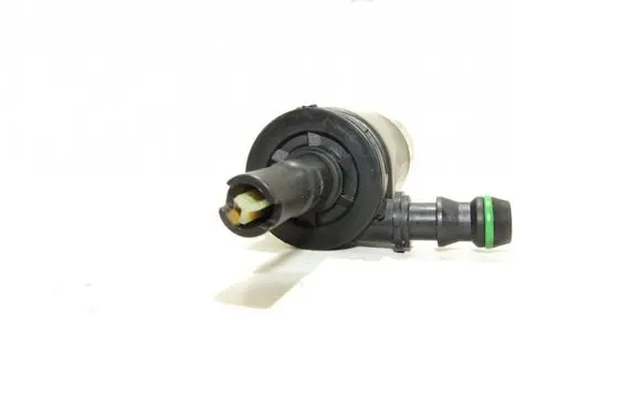 Volkswagen Touran I Headlight washer pump 3b7955681