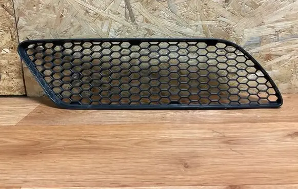 Alfa Romeo 147 Front bumper lower grill