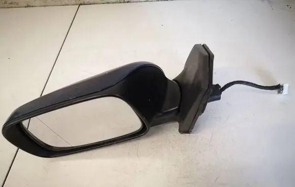 Toyota Corolla E120 E130 Front door electric wing mirror E11015829