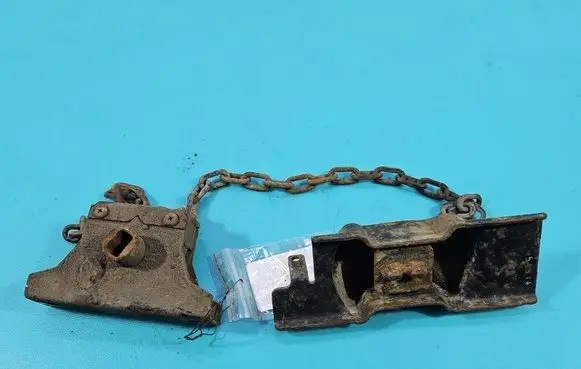 Isuzu D-Max Spare wheel mounting bracket IMPRK1535807