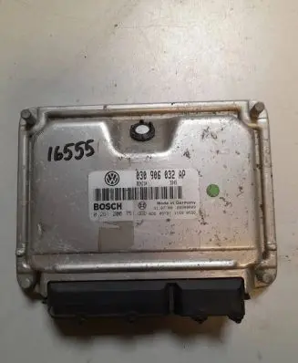 Volkswagen Polo III 6N 6N2 6NF Engine control unit/module 030906032AP 0261206751