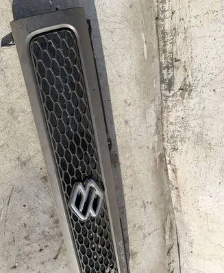 Suzuki Alto Front bumper upper radiator grill