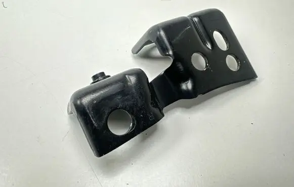 Mercedes-Benz S W222 Radiator support slam panel bracket A2226200242