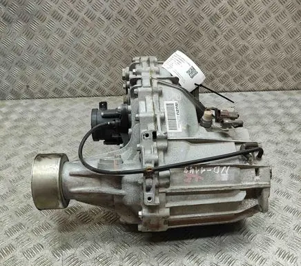 Isuzu D-Max Gearbox transfer box case 8977988670