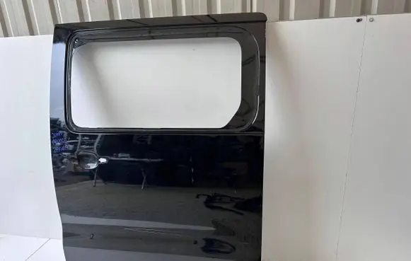Peugeot Expert Side sliding door 9846715680