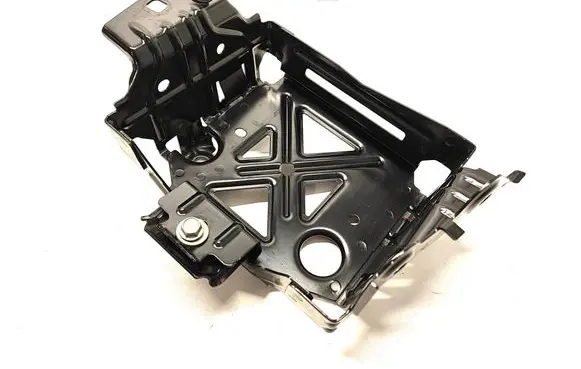 Battery bracket
