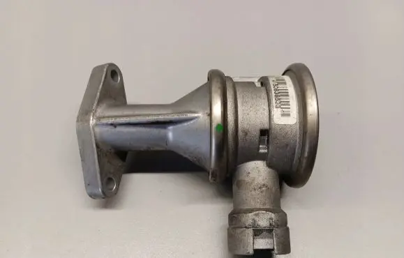 BMW M5 EGR valve 7837096