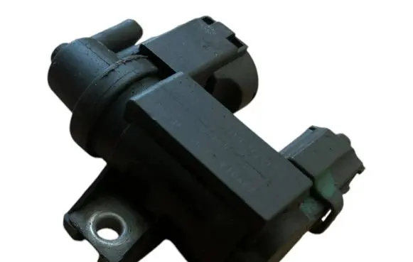 Toyota Avensis T250 Turbo solenoid valve 70051307
